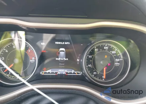 2018 Jeep Cherokee Limited 4X4 z USA, uszkodzony, nr VIN 1C4PJMDX6JD560416